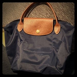 Longchamp Top Handle - Short in navy blue